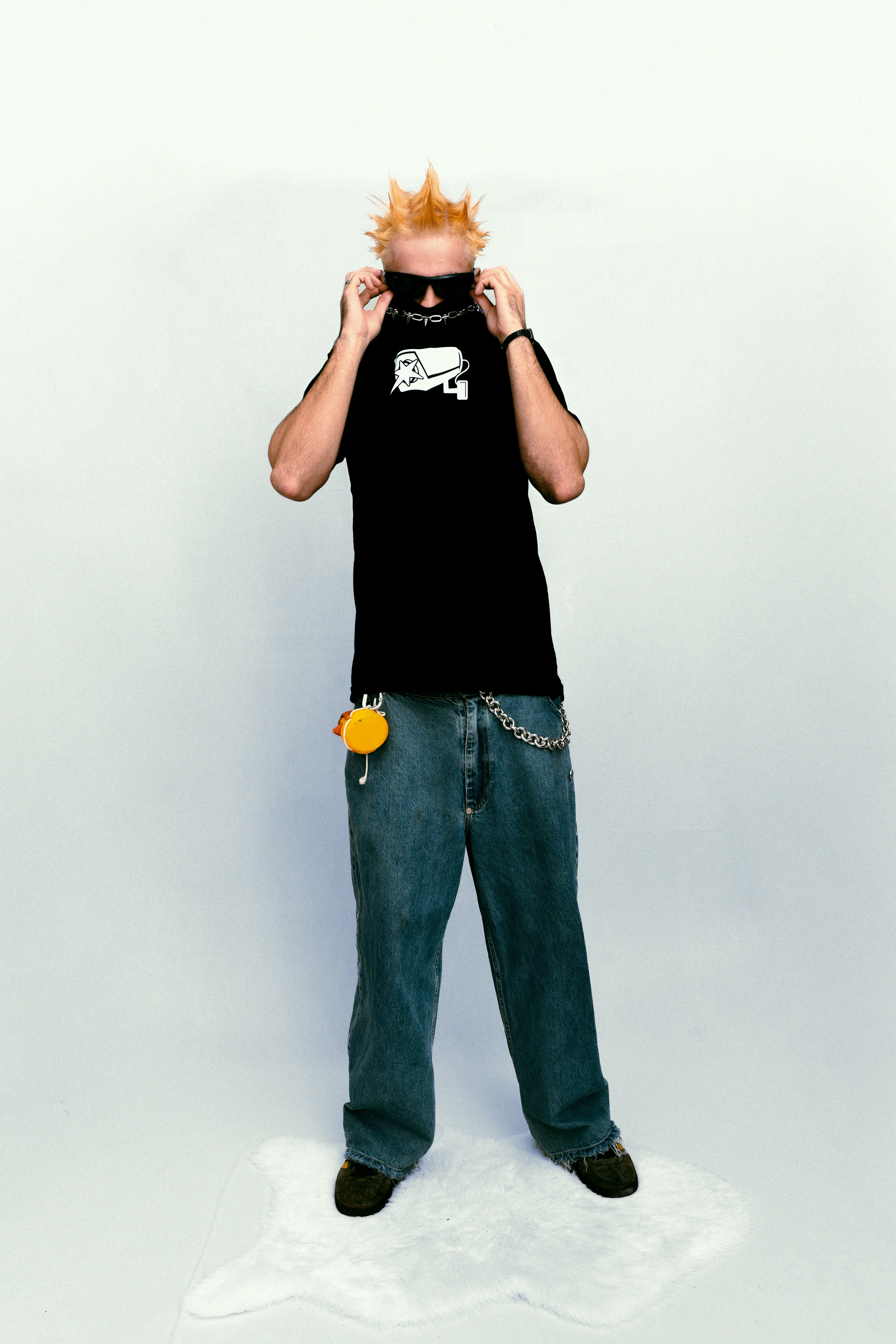T-SHIRT - SECURITY CAMERA