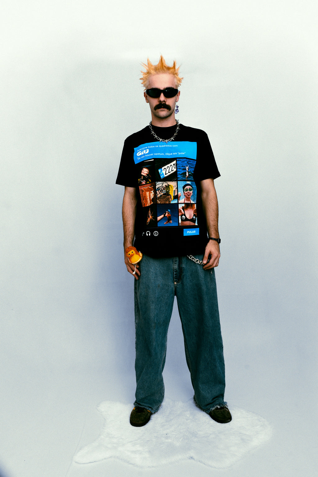 T-SHIRT - CAPTCHA