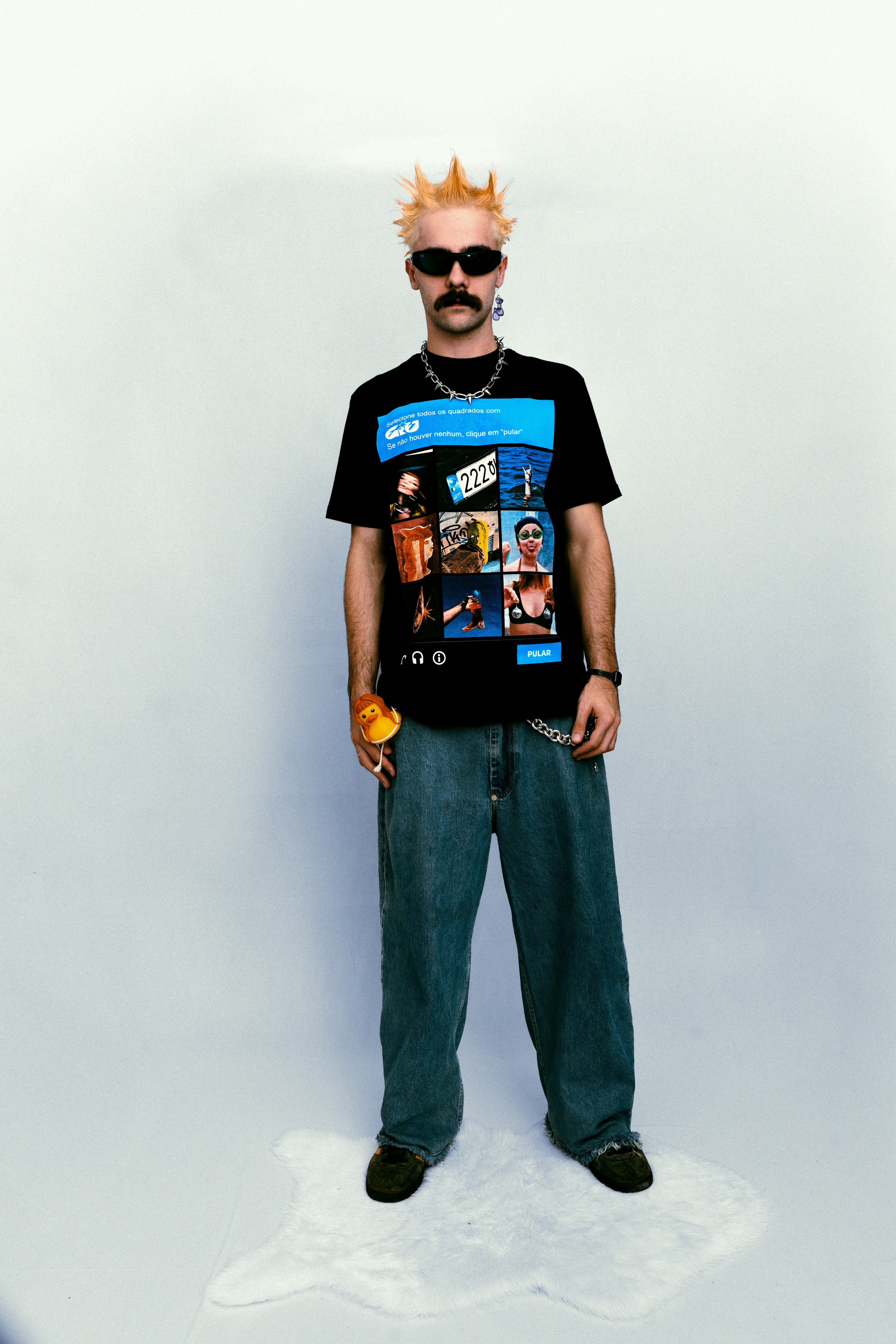 T-SHIRT - CAPTCHA